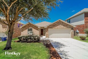 339 Primrose Way in New Braunfels, TX - Building Photo