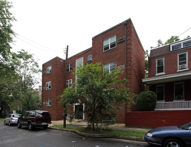 1936 Naylor Rd SE in Washington, DC - Building Photo - Building Photo