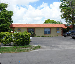 1313-1317 NE 5th Ave in Fort Lauderdale, FL - Building Photo - Building Photo