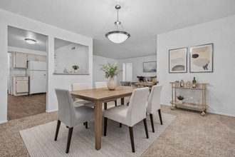 Edge At Farmington Hills - Farmington Hills, MI in Farmington Hills, MI - Foto de edificio - Building Photo