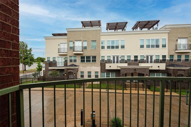 property at 1207 Beaconsfield Lane