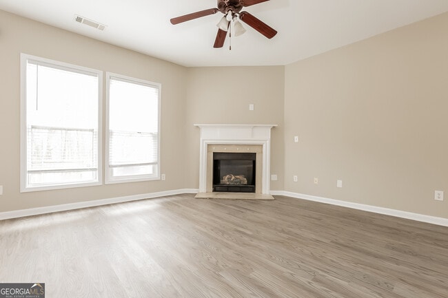 5664 Wakehurst Dr in Atlanta, GA - Building Photo - Building Photo