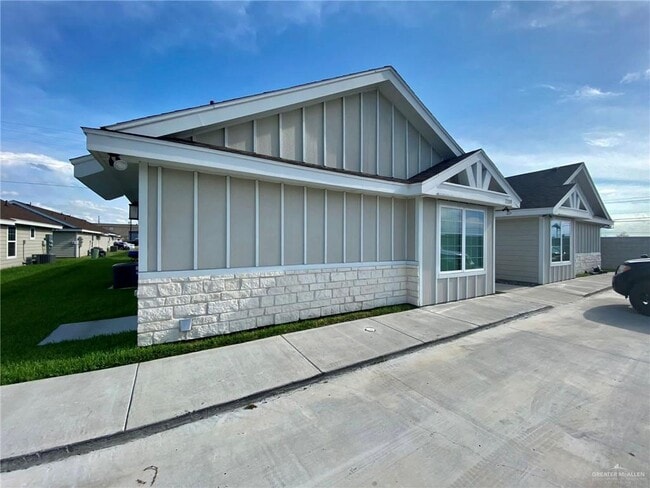 2219 Northridge Ave in Harlingen, TX - Building Photo - Building Photo