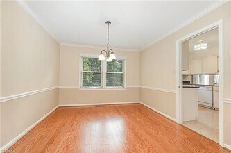 1601 Heraldry Ln in Greensboro, NC - Building Photo - Building Photo