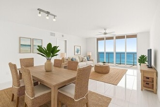 2650 Lake Shore Dr, Unit 1005 in Riviera Beach, FL - Building Photo - Building Photo
