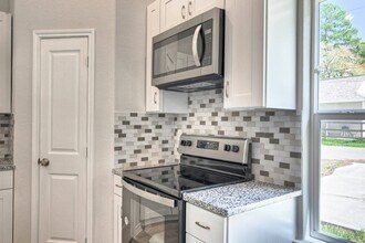 9812 Arbor Oak in Willis, TX - Building Photo - Building Photo