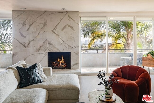 8401 Fountain Ave in West Hollywood, CA - Building Photo - Building Photo