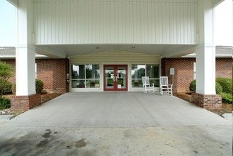 Azalea Gardens Apartments in Murfreesboro, NC - Building Photo - Building Photo