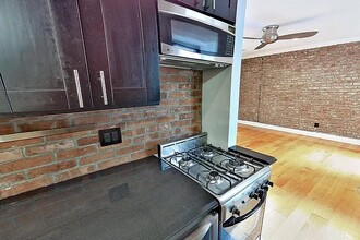 330 E 100th St in New York, NY - Building Photo - Building Photo