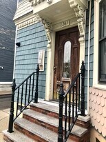 261 E St, Unit 2 in Boston, MA - Building Photo