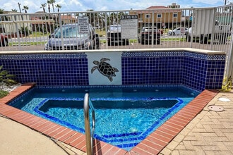 5008 Gulf Blvd in South Padre Island, TX - Building Photo - Building Photo