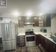 45 Whitewash Way in Brampton, ON - Building Photo - Building Photo