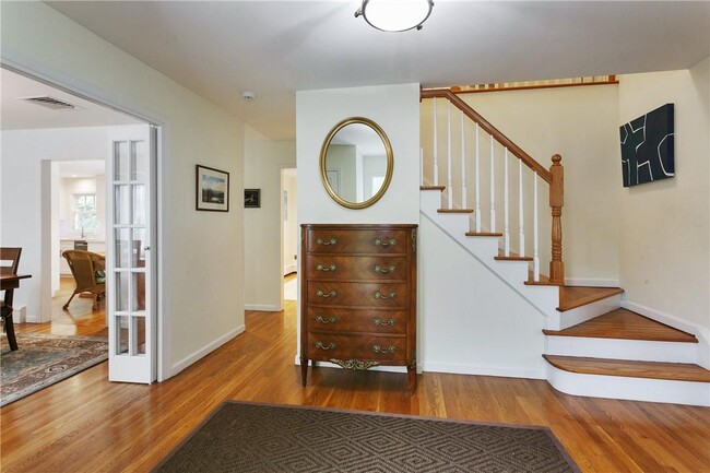 452 Rosedale Ave in White Plains, NY - Building Photo - Building Photo