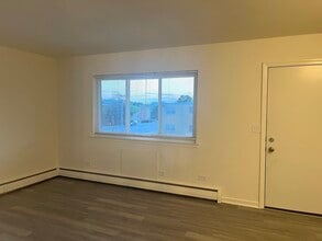 627 S Blanchard St in Wheaton, IL - Building Photo - Building Photo