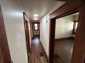 3330 Gillham Rd, Unit #1 in Kansas City, MO - Foto de edificio - Building Photo