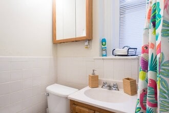70 Queensberry St in Boston, MA - Building Photo - Building Photo