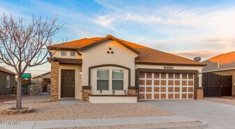 14289 Desert Sky Dr in Horizon City, TX - Building Photo