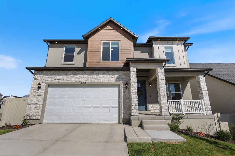 962 N Olson Dr in Saratoga Springs, UT - Building Photo