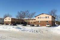 Bardaville Apartments in Lansing, MI - Building Photo - Building Photo