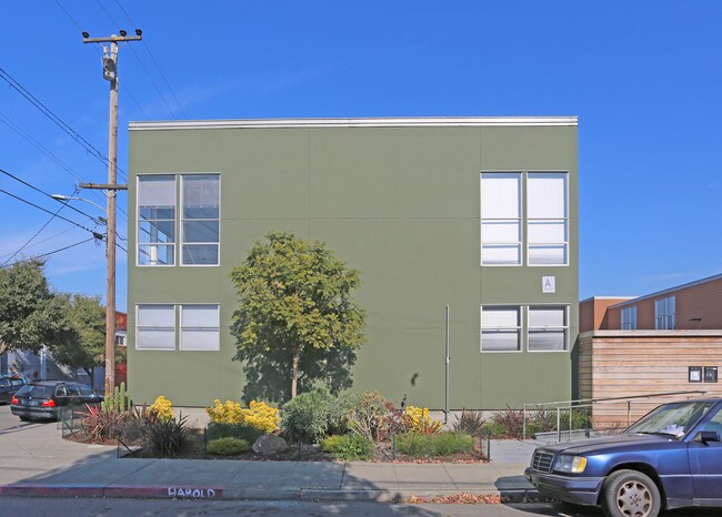 2400-2506 Magnolia St in Oakland, CA - Building Photo - Building Photo