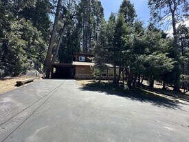55045 Strong Dr in Idyllwild, CA - Building Photo
