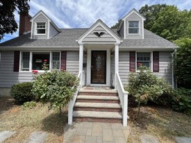 6 Perth Rd in Arlington, MA - Building Photo