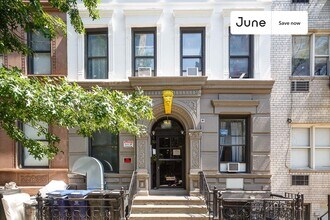 509 E 87th St in New York, NY - Foto de edificio - Building Photo
