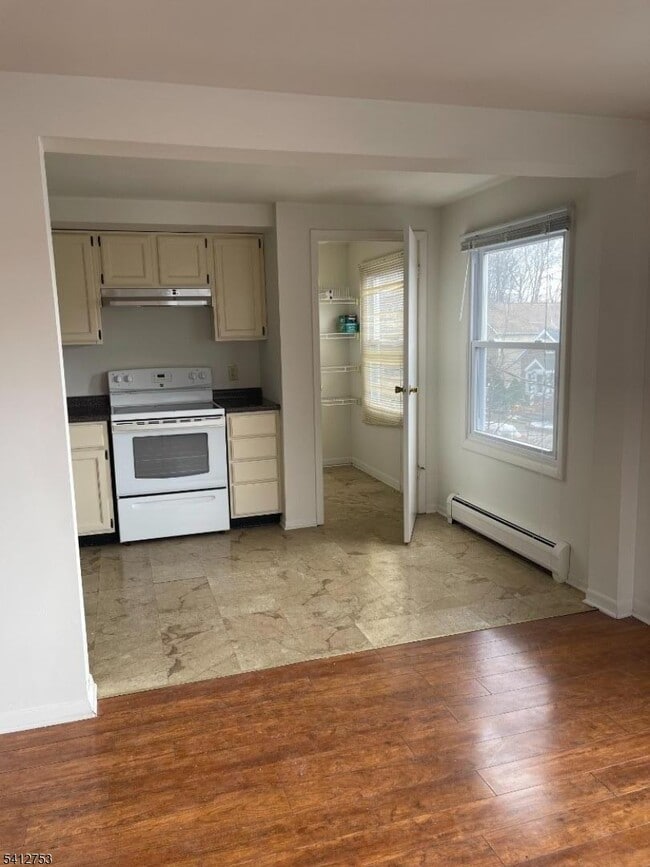 278 Morris St in Long Hill, NJ - Building Photo - Building Photo