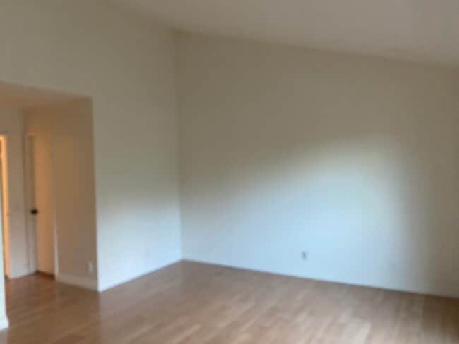 9601 Woodman Ave in Los Angeles, CA - Building Photo - Building Photo