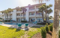 701 Beach Ave in Atlantic Beach, FL - Foto de edificio - Building Photo