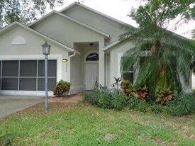2600 Alicia Ln in Melbourne, FL - Building Photo
