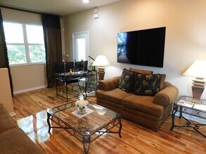3134 Grandiflora Dr in Greenacres, FL - Building Photo - Building Photo
