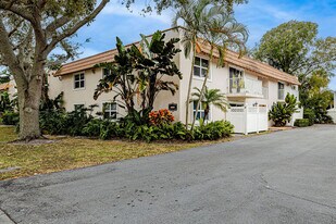 715 20th St in Vero Beach, FL - Building Photo