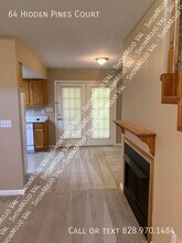 64 Hidden Pines Ct in Hendersonville, NC - Building Photo - Building Photo