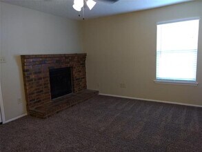 716 Windcrest Dr in Keller, TX - Building Photo - Building Photo