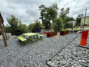 1293 Longreen Ter NW in Atlanta, GA - Building Photo - Building Photo
