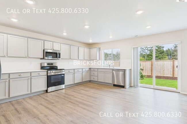 19537 141st Ave Ct E in Graham, WA - Building Photo - Building Photo