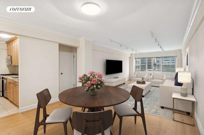 333 E 46th St in New York, NY - Building Photo - Building Photo
