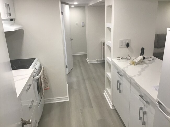 property at 429 Ridelle Av