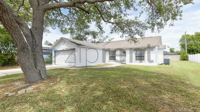 property at 2750 Gramercy Dr