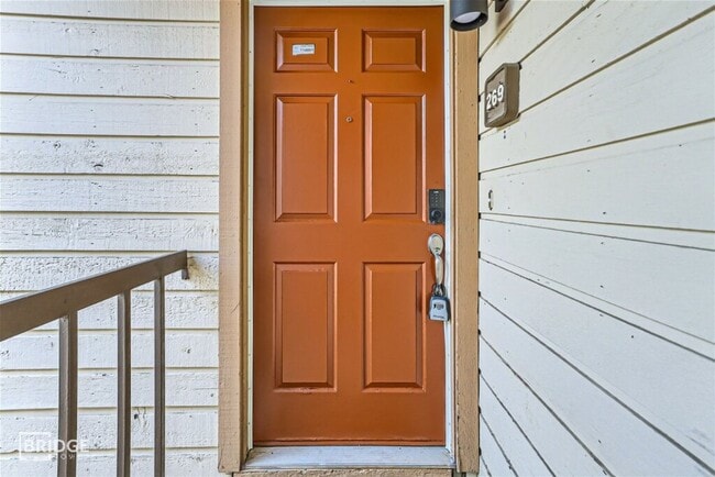 property at 16301 Ledgemont Ln