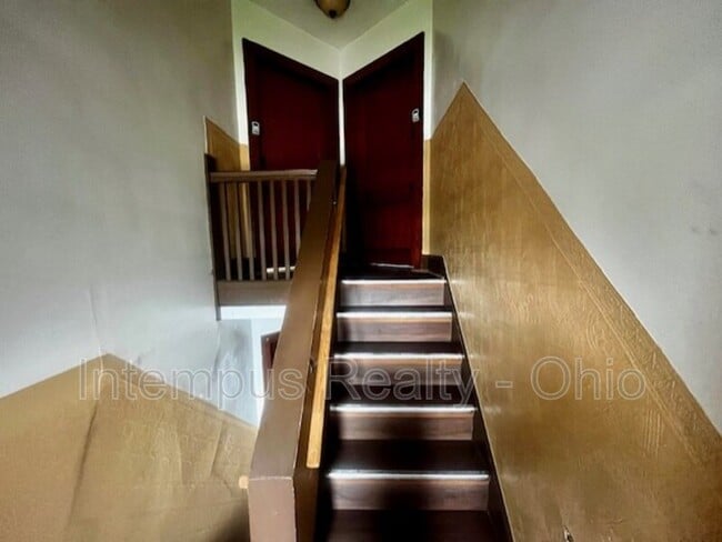 4237 Vine St in Cincinnati, OH - Building Photo - Building Photo