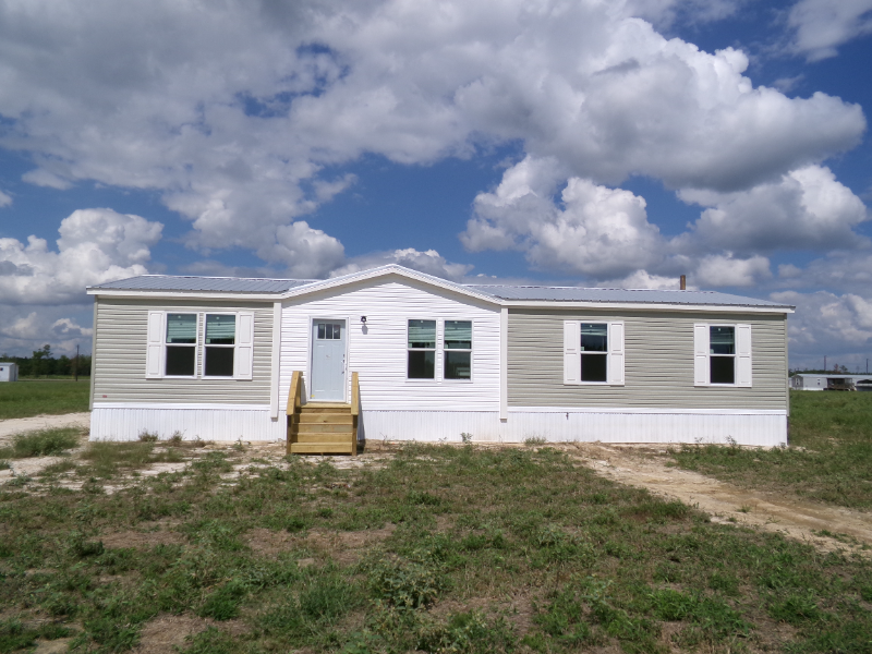 121 Patriot Ln in Collinston, LA - Building Photo