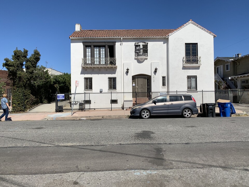 1912 7th Ave in Los Angeles, CA - Building Photo