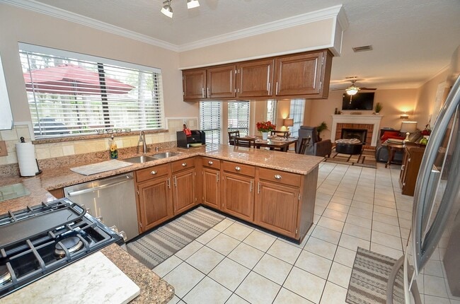 7607 Plum Tree Forest Cir