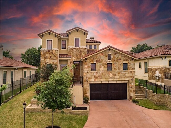 property at 407 Indianwood Dr