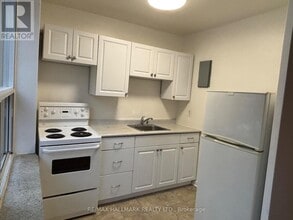 134 Lawton Blvd in Toronto, ON - Building Photo - Building Photo