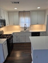 1406 Kirwin St in Galveston, TX - Building Photo - Building Photo