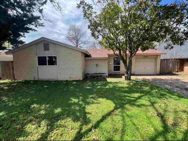 property at 5114 Fairway Blvd