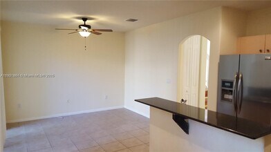 2853 SW 85th Ave in Miramar, FL - Building Photo - Building Photo